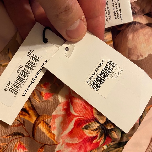 Vitamin A Emma Sexy Plunge Swimsuit Ginger Floral - Picture 5 of 11